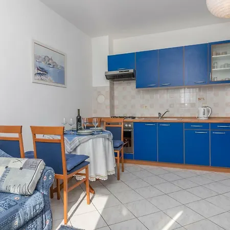 Adria Lila Crikvenica *