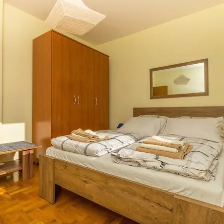 Adria Lila Crikvenica Apartment *