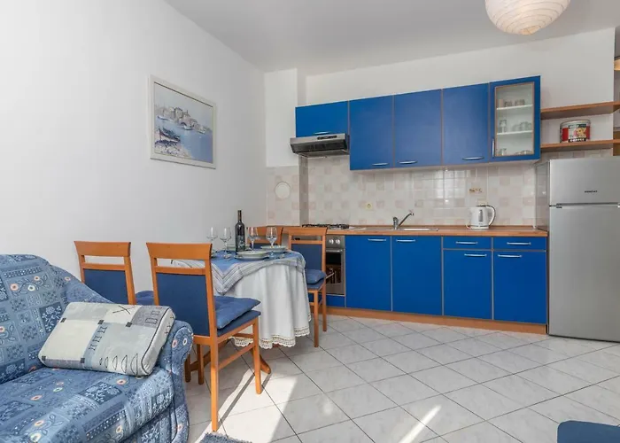 Adria Lila Crikvenica *